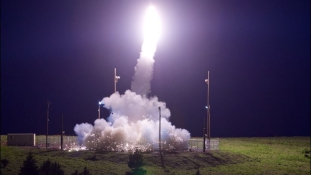 Észak-Korea felhagy a nukleáris és rakétakísérletekkel