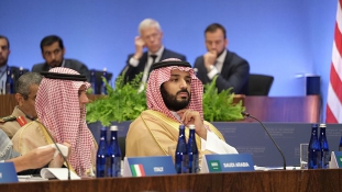 Szaúd-Arábia erős embere szerint Izraelnek joga van saját államhoz