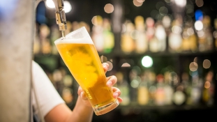 Nincs elég sör a pubokban a sorsdöntő angol-belga meccs előtt