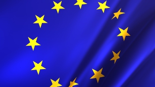 EU-csúcs: ha a gazdasági helyzet javul, akkor miért van politikai válság Európában?