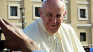 Ferenc pápa együttműködést sürget a keresztény egyházak között