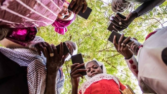 E-mezőgazdaság Afrikában – visszacsábítani a fiatalokat