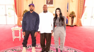 Ugandában van Kim Kardashian és Kanye West