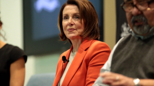 Pelosi, az ellen-Trump – videó