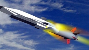 A hiperszonikus rakéták terén Amerika elmarad Oroszország és Kína mögött – videó