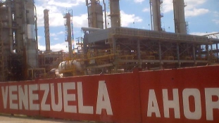 Az oroszok befagyasztották a venezuelai állami olajtársaság számláit