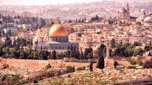 Áttelepíti-e Románia izraeli nagykövetségét Jeruzsálembe?