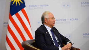 Korrupciós per indult a volt kormányfő ellen Malajziában