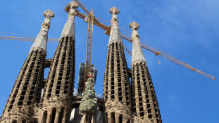 137 év után megkapta az építési engedélyt a Sagrada Família Barcelonában