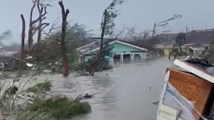 A Bahamákon a turizmust is jó időre letarolta a Dorian hurrikán