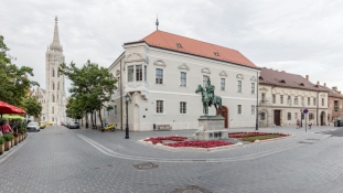 Jogerős engedéllyel, szakszerűen működik a Bölcs Vár