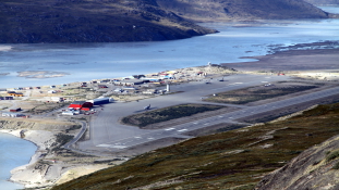 Grönlandon 5 éven belül bezár a repülőtér, mert felolvad alatta a talaj