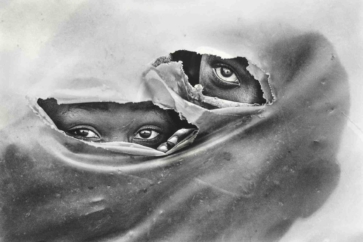 Afrika vérkönnyei