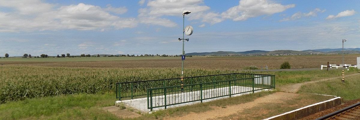 A VILÁG EGYIK LEGKÜLÖNLEGESEBB SIVATAGI VÁROSA – AHOL MÉG A FELHŐKARCOLÓ IS AGYAGBÓL ÉPÜLT