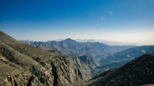 80 KILOMÉTERES TÚRAÚTVONAL ÉPÜLHET A JEBEL JAIS TÉRSÉGÉBEN